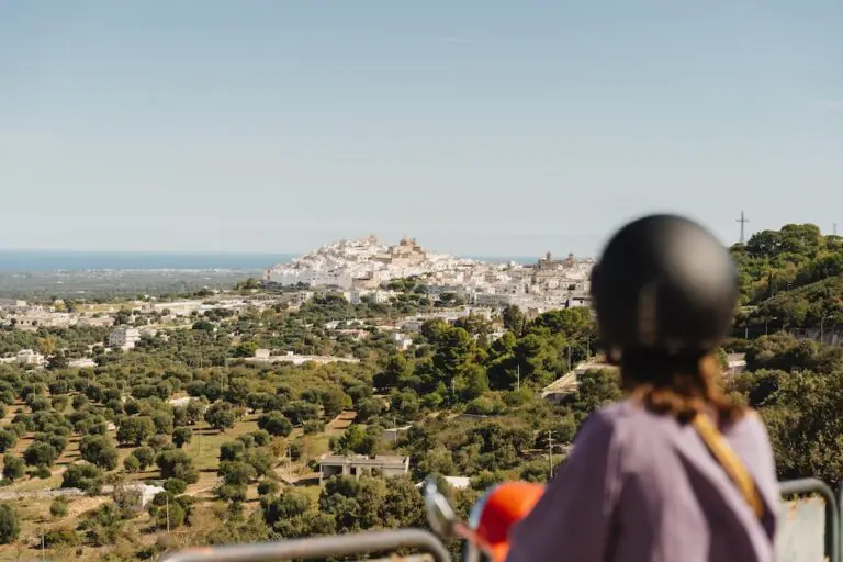 puglia ostuni vespa tour