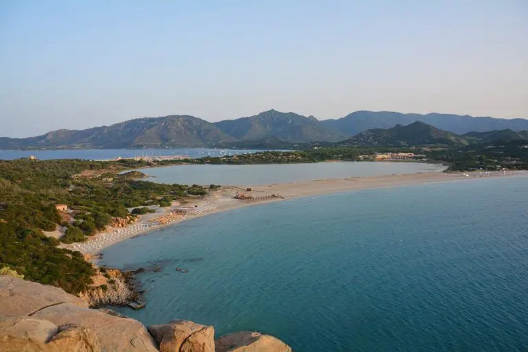 wild nature beach mountains Sardinia sardinien wilde natur strand berge