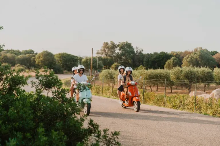 Actionaufnahme auf einer Vespa