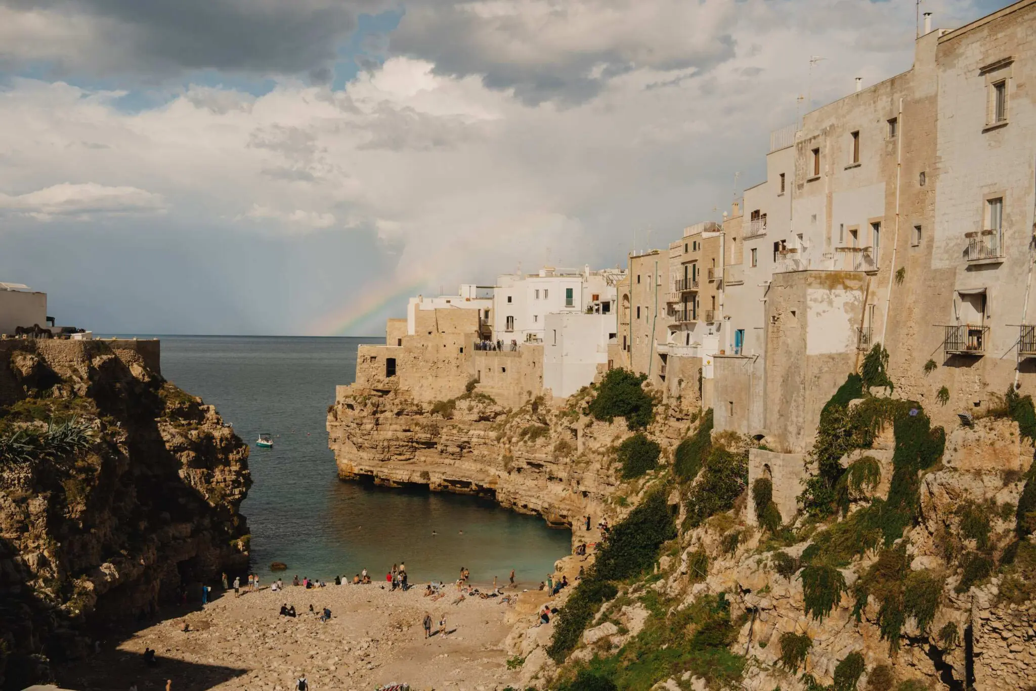 Polignano a Mare, Apulien Italien, Vespa-Tour Apulien