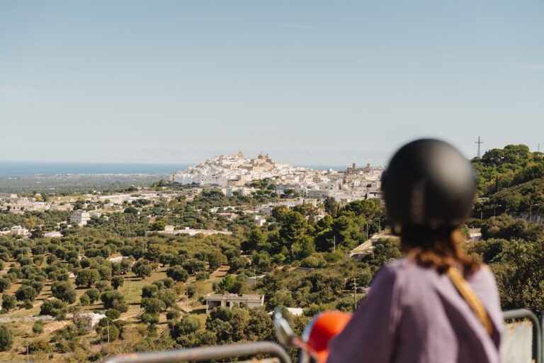 puglia ostuni vespa tour